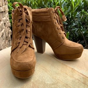 Brown ankle boots